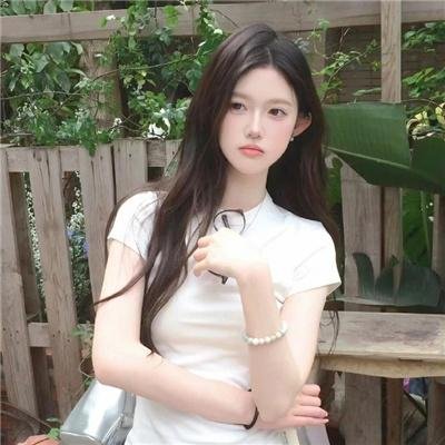 手提箱女郎
